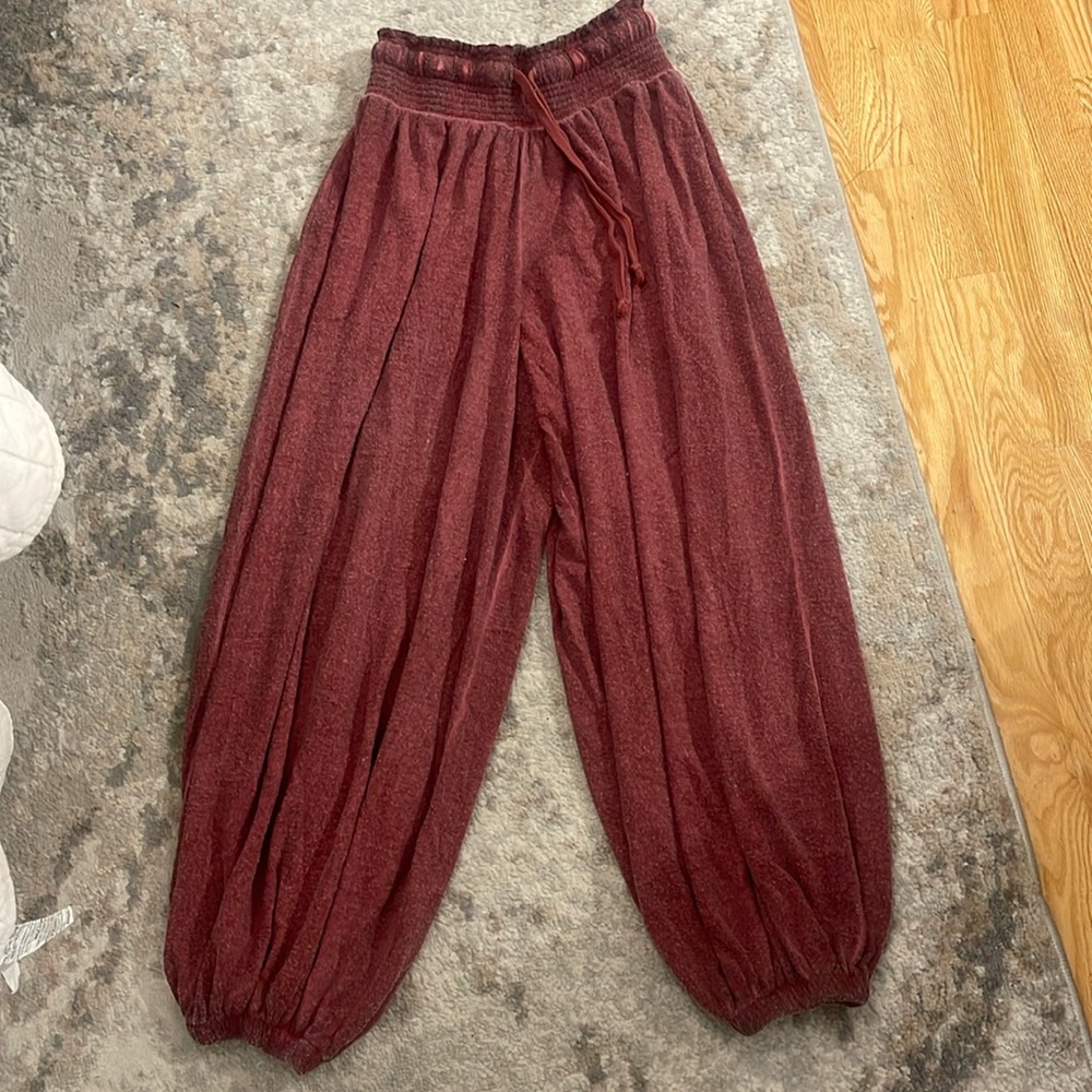 Urban Outfitters Balloon Jogger Sweatpants